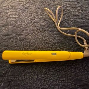 Drybar smooth operator flat iron